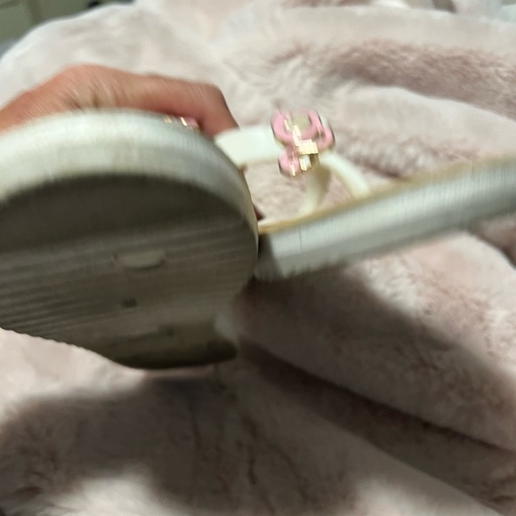 Barely worn pale pink flamingo sandals. - Picture 3 of 5